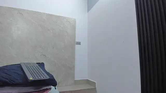 Robinlion91 live XXX chat