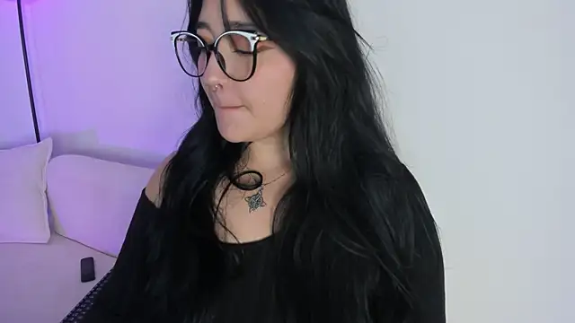 Miss_Loise Adlı Modelin Canlı XXX Sohbeti