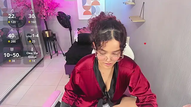 Maggy_t18 Adlı Modelin Canlı XXX Sohbeti