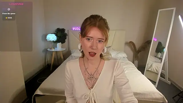 Chat XXX en directo de Elira_Vane