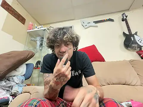 Izzy1369 Live XXX Chat