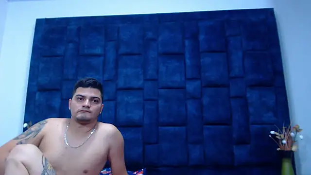 GroupNoLimitsn Live XXX chat