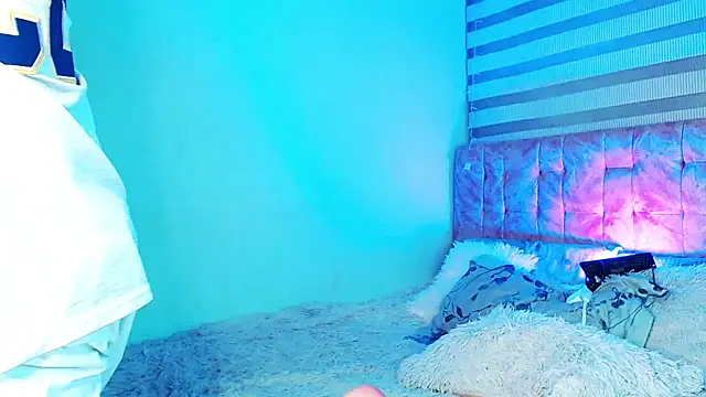 _justinmoon2 Adlı Modelin Canlı XXX Sohbeti