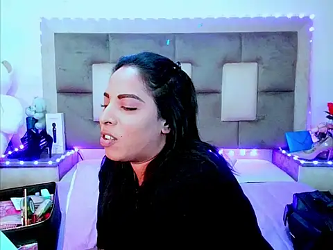Chat XXX en directo de indiantopaz694u