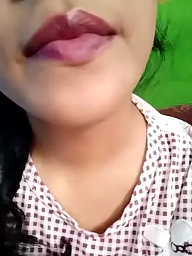 Chat +18 de Anki-doll ao vivo