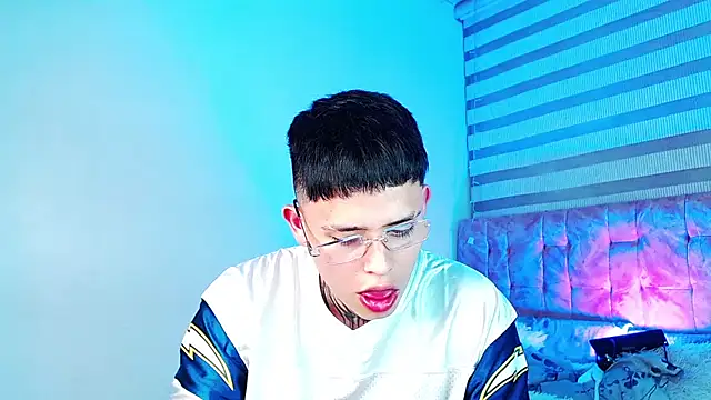 Chat XXX en directo de _justinmoon2