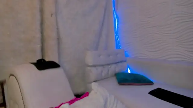Ambar_Dash Pertunjukan Webcam