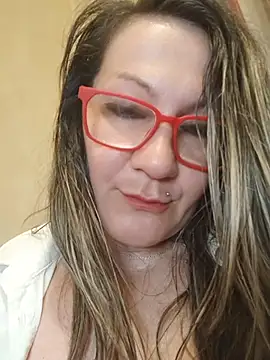 Lovely_Chiara – Naživo XXX chat