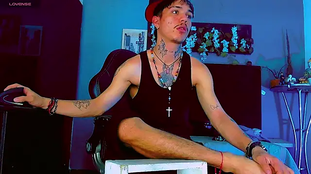 HannibalLester Chat XXX live