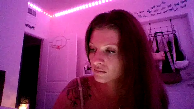LuciousItaliaaa's Live XXX Chat