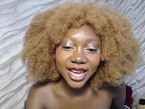 Czat XXX na żywo – SpicyMackenzie22