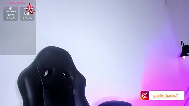 Giselle_Banks_: онлайн-секс-чат