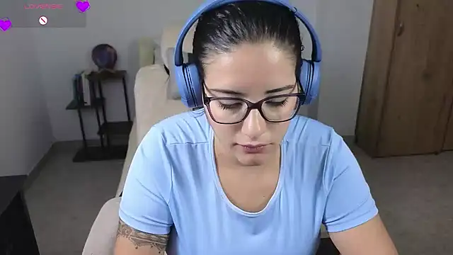 blue__moon_ Live XXX-chat
