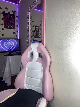 _KittyQueen12 Chat XXX live