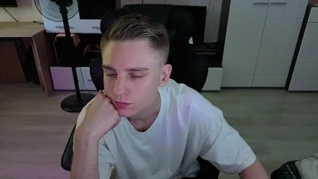Онлайн чат XXX pvlpstvy
