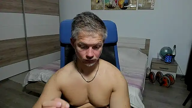 Вебкам-шоу RobbyShawz