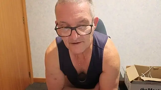 Czat XXX na żywo – daddy_man