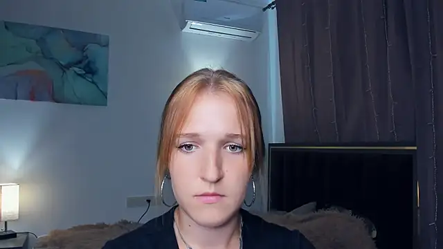 TanikaToman's Live XXX Chat