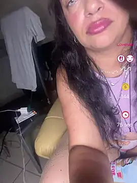 PichyPrettyPussy's Live XXX Chat