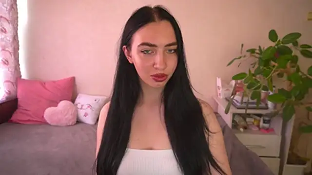 WildKittenX_ – Live XXX-chat