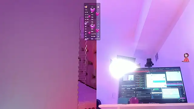 Živý XXX chat StacyHans
