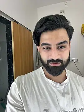 Royalboy_03 Adlı Modelin Canlı XXX Sohbeti