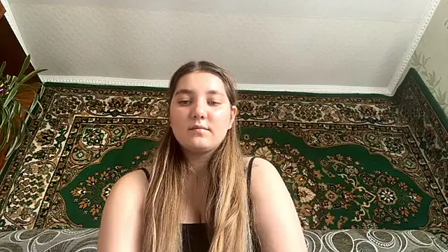 JanineThielman's Live XXX Chat