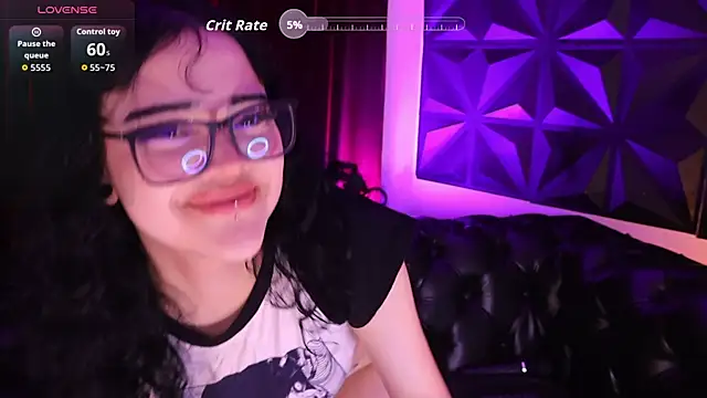 Chatroom XXX en direct de akantha_