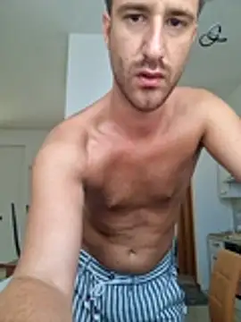 Chat XXX en directo de simo1097