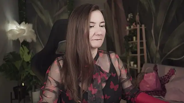 Chat XXX en directo de Golden_Dragon