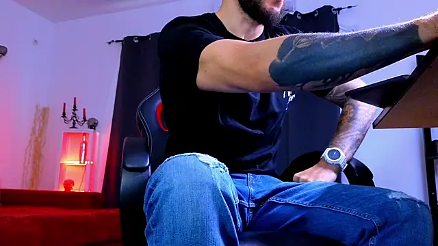 Chat XXX Live MightyAaron66