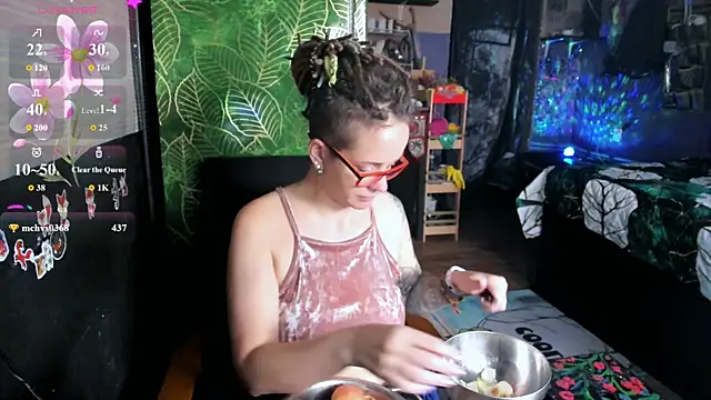 LisaFoxy_y Adlı Modelin Canlı XXX Sohbeti