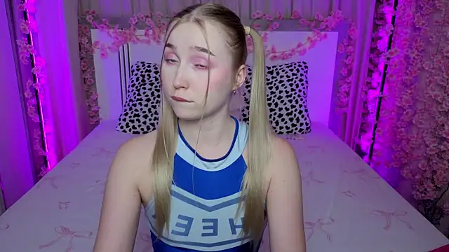 LilyStarlight's Live XXX Chat