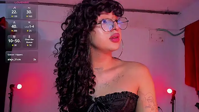 Chat +18 de Heka_Prudence ao vivo