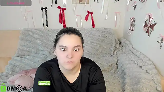 MonikaMooon's Live XXX Chat