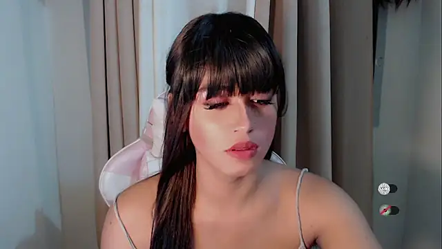 Anggeh_Slutn Live XXX chat