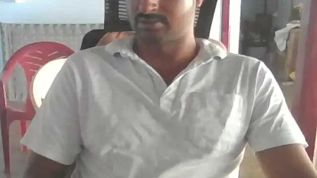 โชว์เว็บแคมของ TamilTemptation