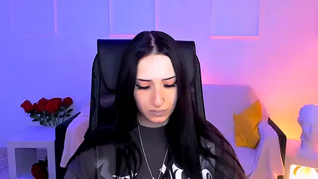 Chat XXX en directo de MonicaLowes