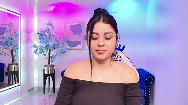 Julie_vancouver live XXX chat
