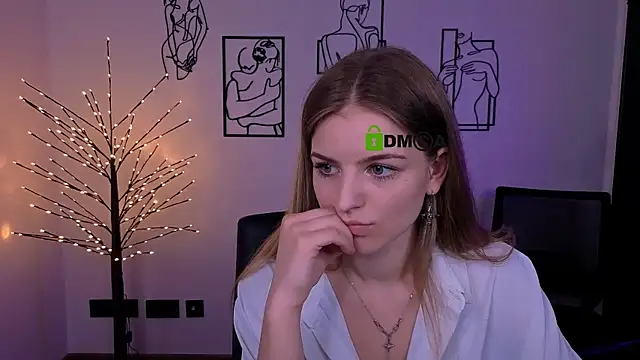 lisa_dark_'s Live XXX Chat