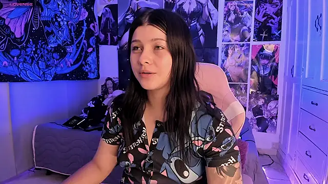LanaKyutt Adlı Modelin Canlı XXX Sohbeti