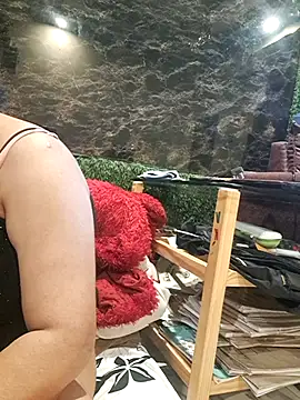 Živý XXX chat SHANVII