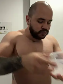 Axel_Dominus Adlı Modelin Canlı XXX Sohbeti