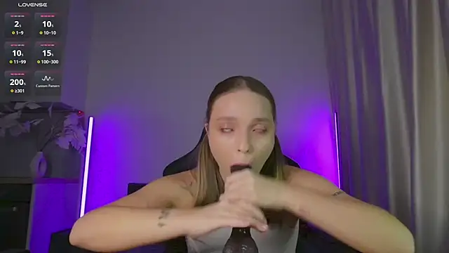 Živý XXX chat violla_sinzz