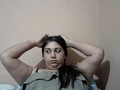 bellachow10's Live XXX Chat