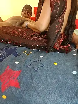 Chat XXX en directo de INDIANDESIMATURE