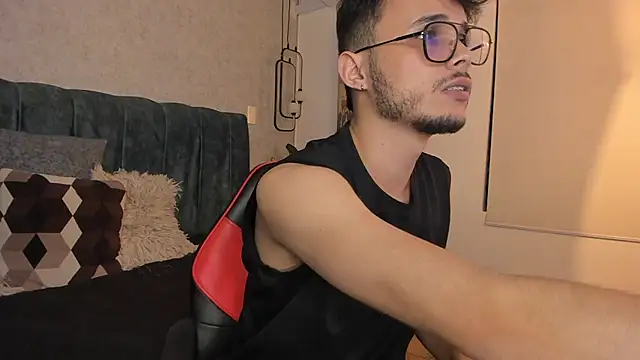 Alhan_Twink Chat XXX in diretta