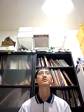 Lv8763 现场XXX聊天
