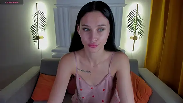دردشة Erika_Flame الجنسية المباشرة