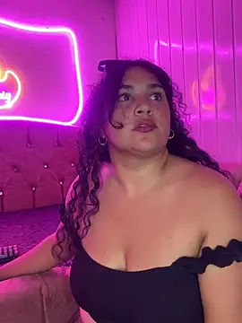 Czat XXX na żywo – taylor_honeey